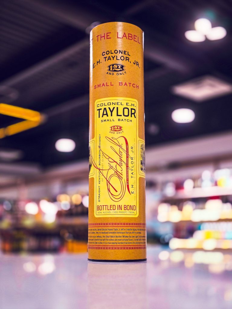 ウイスキー COLONEL E.H. TAYLOR, JR. SMALL BATCH 1000126043-768x1024.jpg